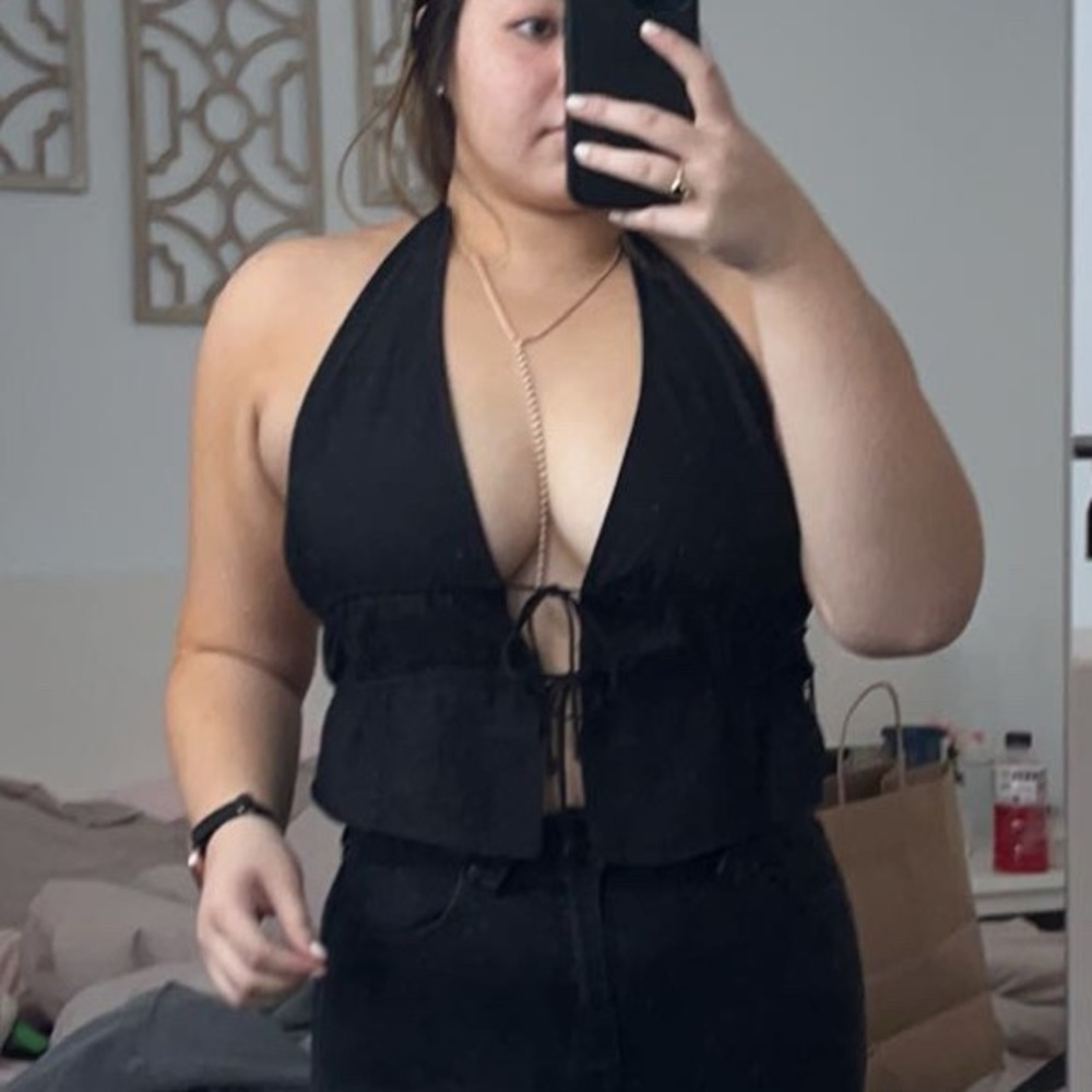 Halter Tank Top - Picture 4 of 4